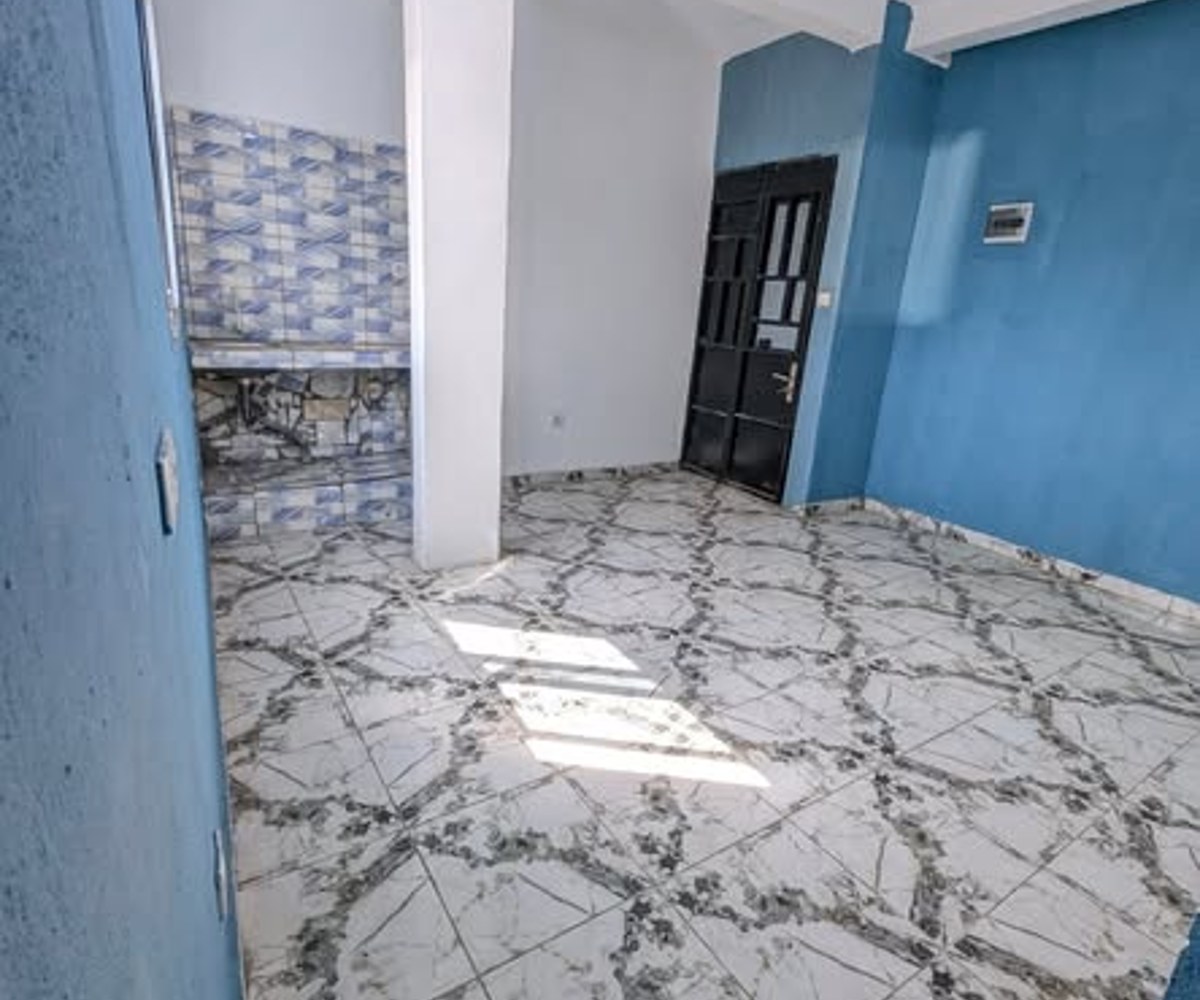 Studio moderne à Ndogbong (Douala)
