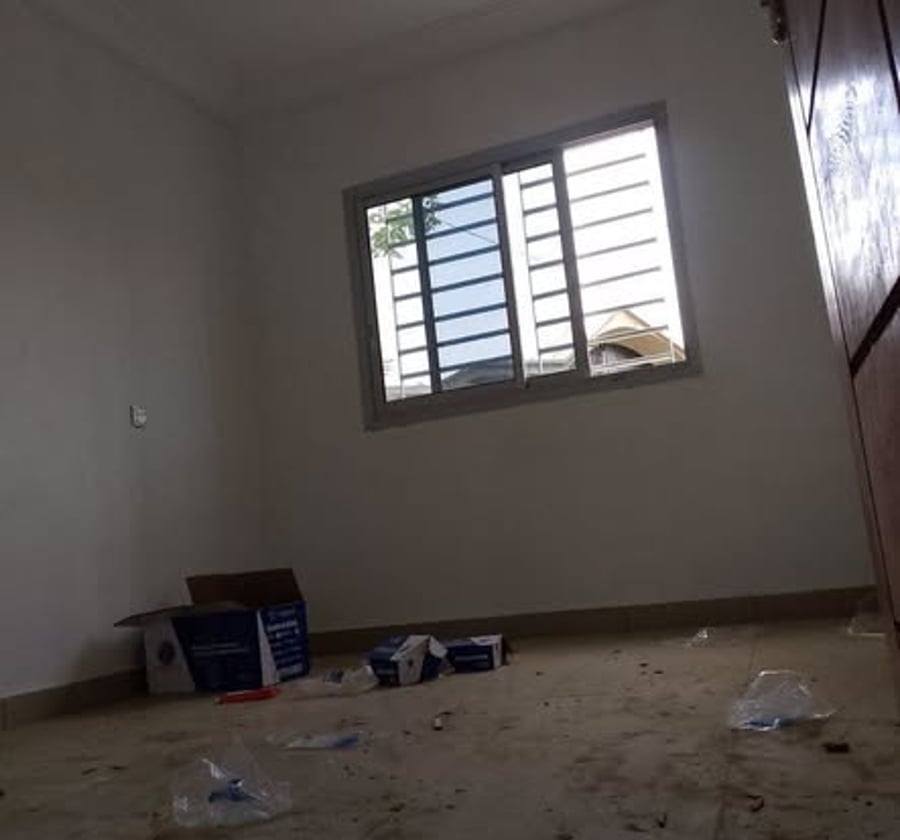 Appartement 2 chambres à louer - Yassa (carrefour chefferie bwang)
