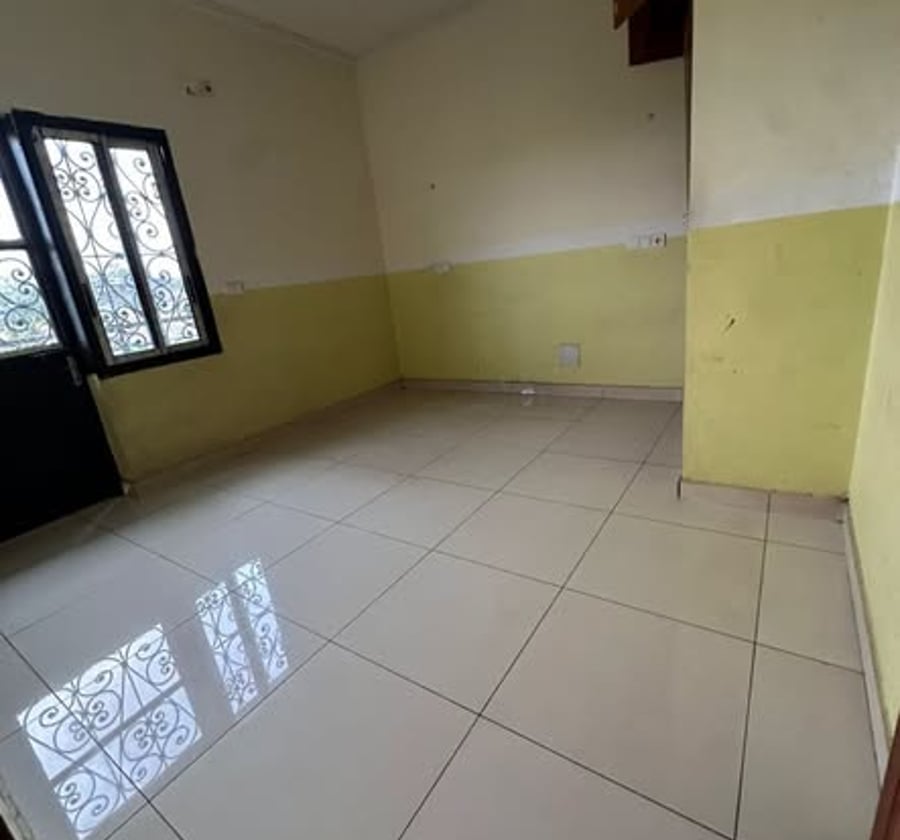 Vaste studio moderne à Yassa (Douala)