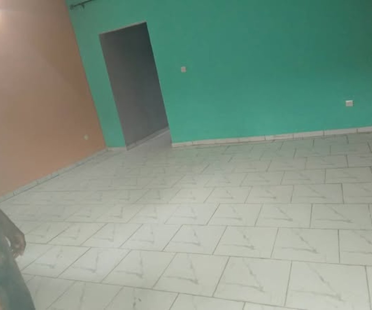 Studio moderne à louer à Logbaba