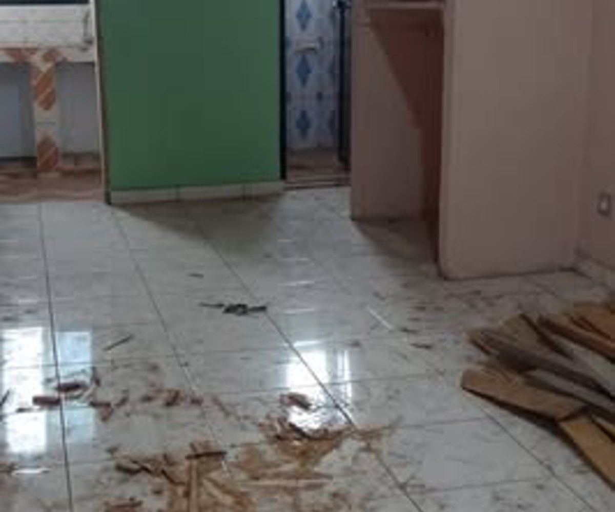Grande chambre à louer - Bonamoussadi