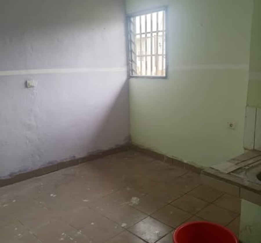 Chambre moderne à louer – Deido Bonateki – 35 000 FCFA/mois