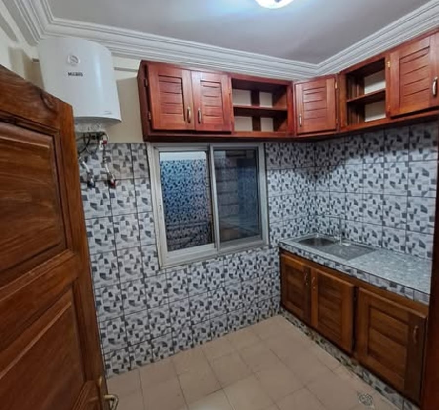 Appartement moderne haut standing - Odza Petit Marché