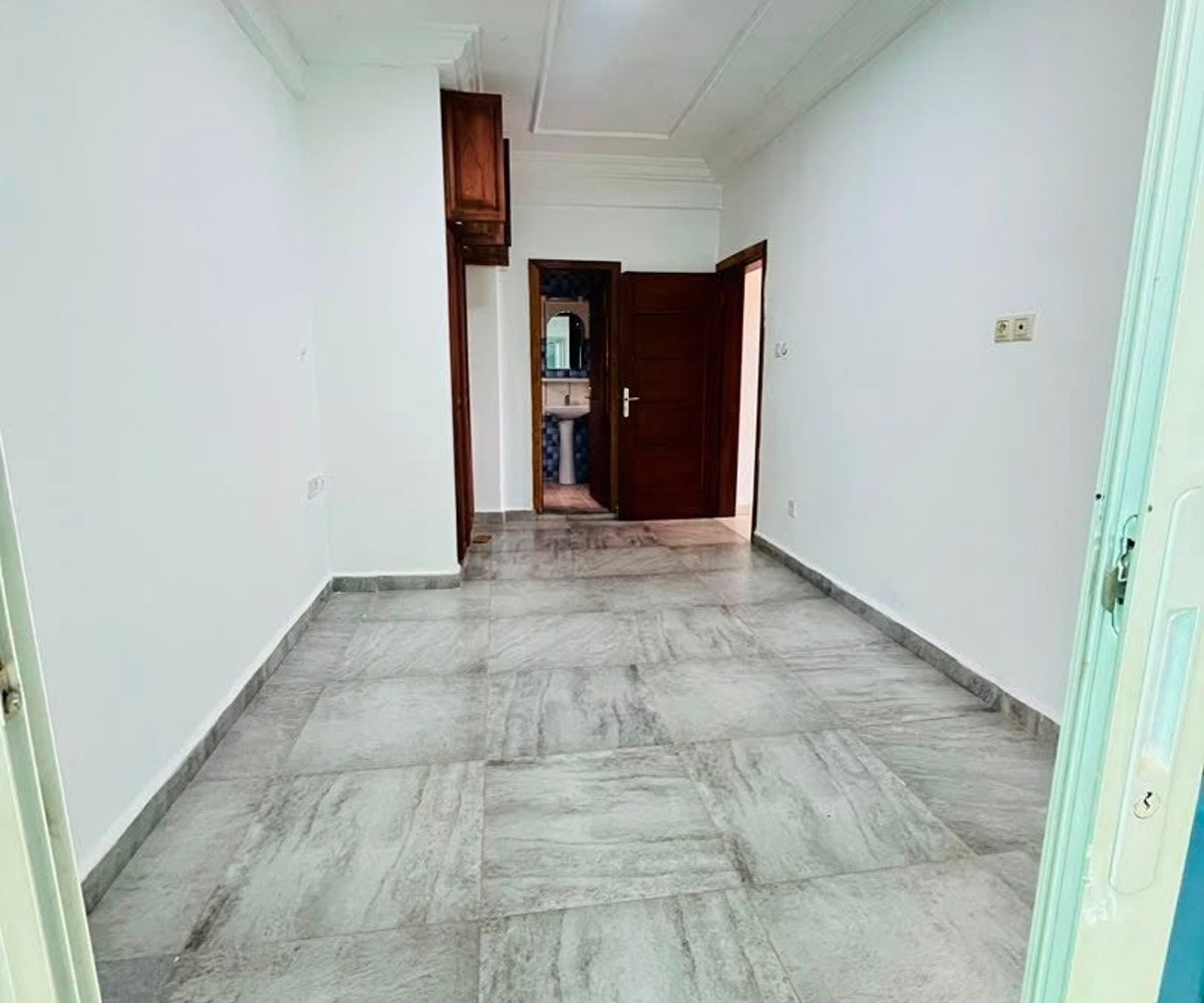 Vaste appartement haut standing à louer - Nsam Colombia, Yaoundé