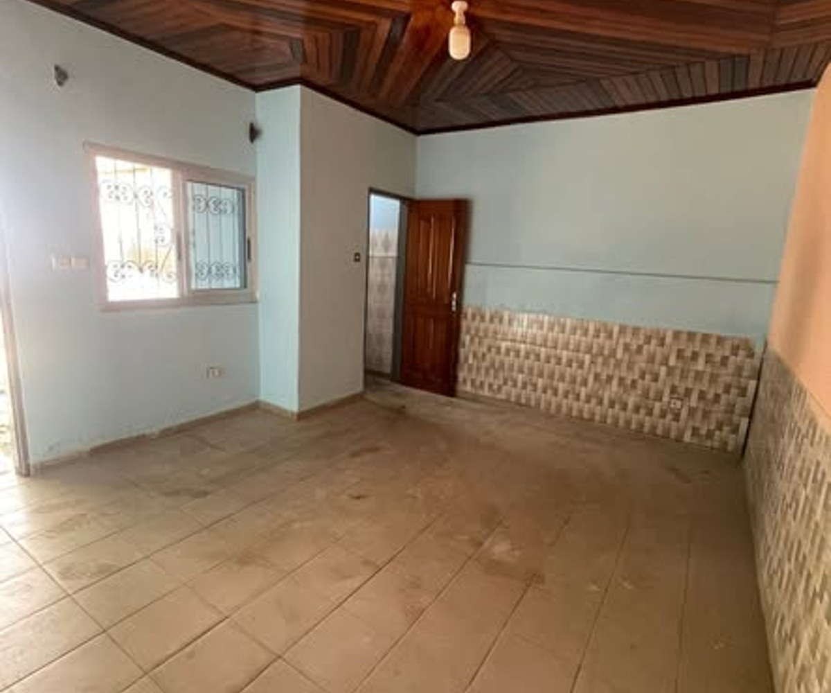 Maison basse à louer - PK 12, Douala