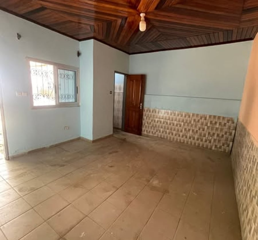 Maison basse à louer - PK 12, Douala