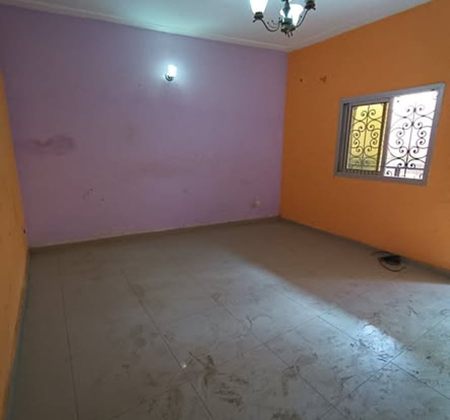 Maison à louer à Etoug-Ebe (lycée)