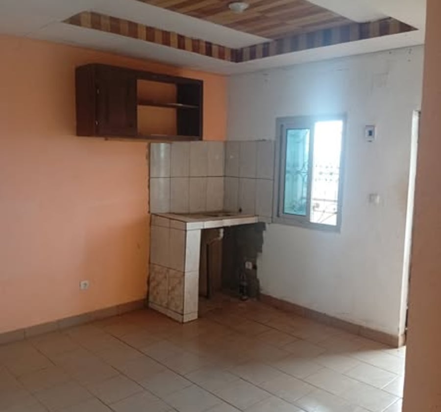 Chambre moderne à louer - Mimboman