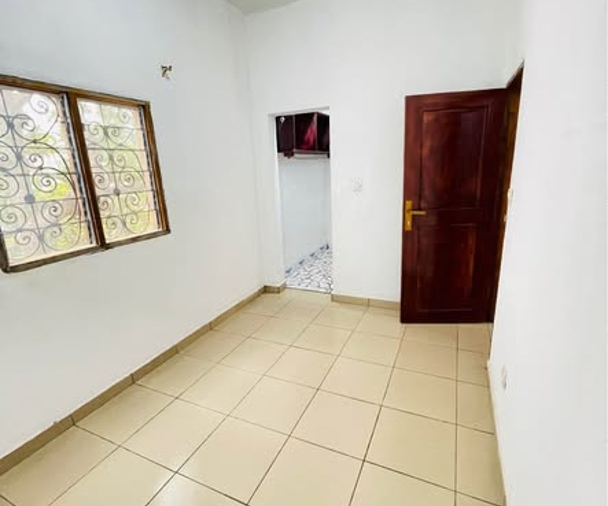 Studio moderne à Etoug-Ebe