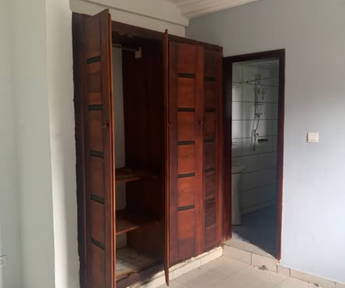 Chambre moderne bon standing à louer - Makepe (Bijoux)