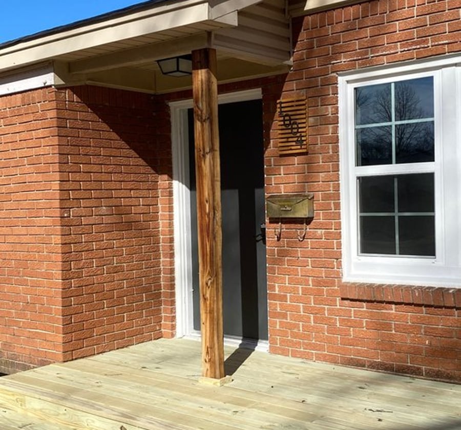 Office for rent in Port Murphy, Bafoussam - FCFA 35000 (Negotiable | Agent)