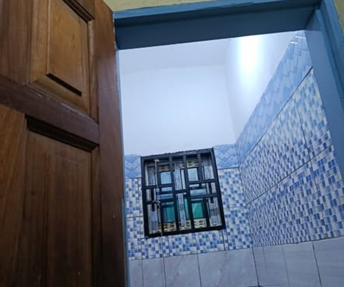 Studio Moderne à louer à Simbock (Badoumou)