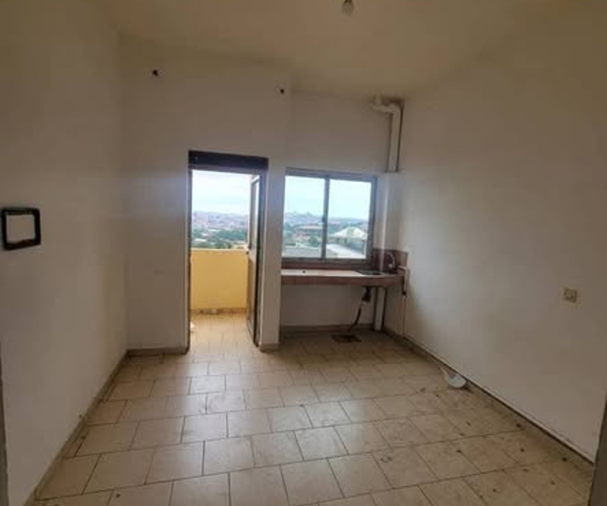 Chambre à louer à Ngousso