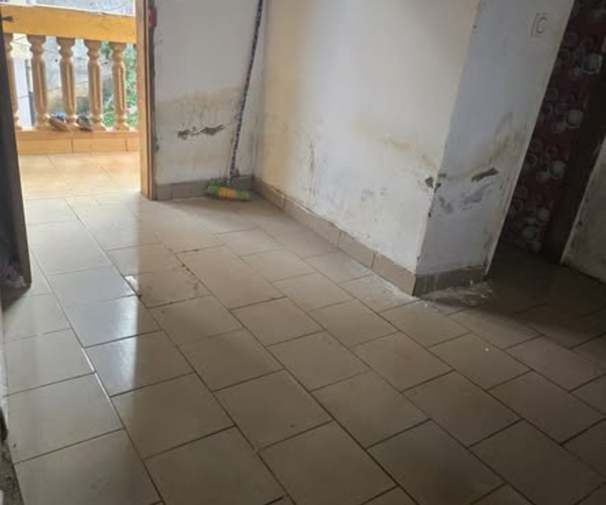 Chambre moderne à Ngousso