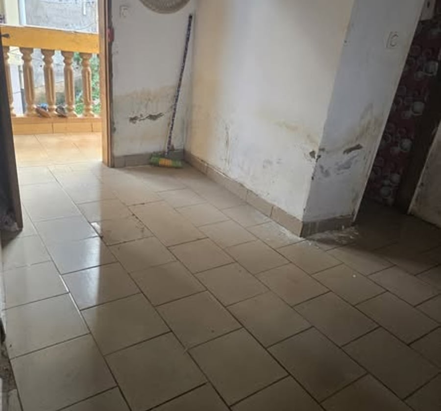 Chambre moderne à Ngousso