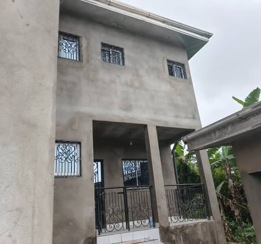 Duplex à vendre à Yaoundé Nkolbisson