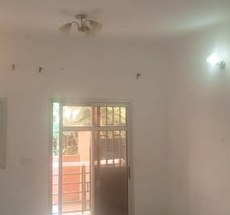 Appartement à louer à Odza