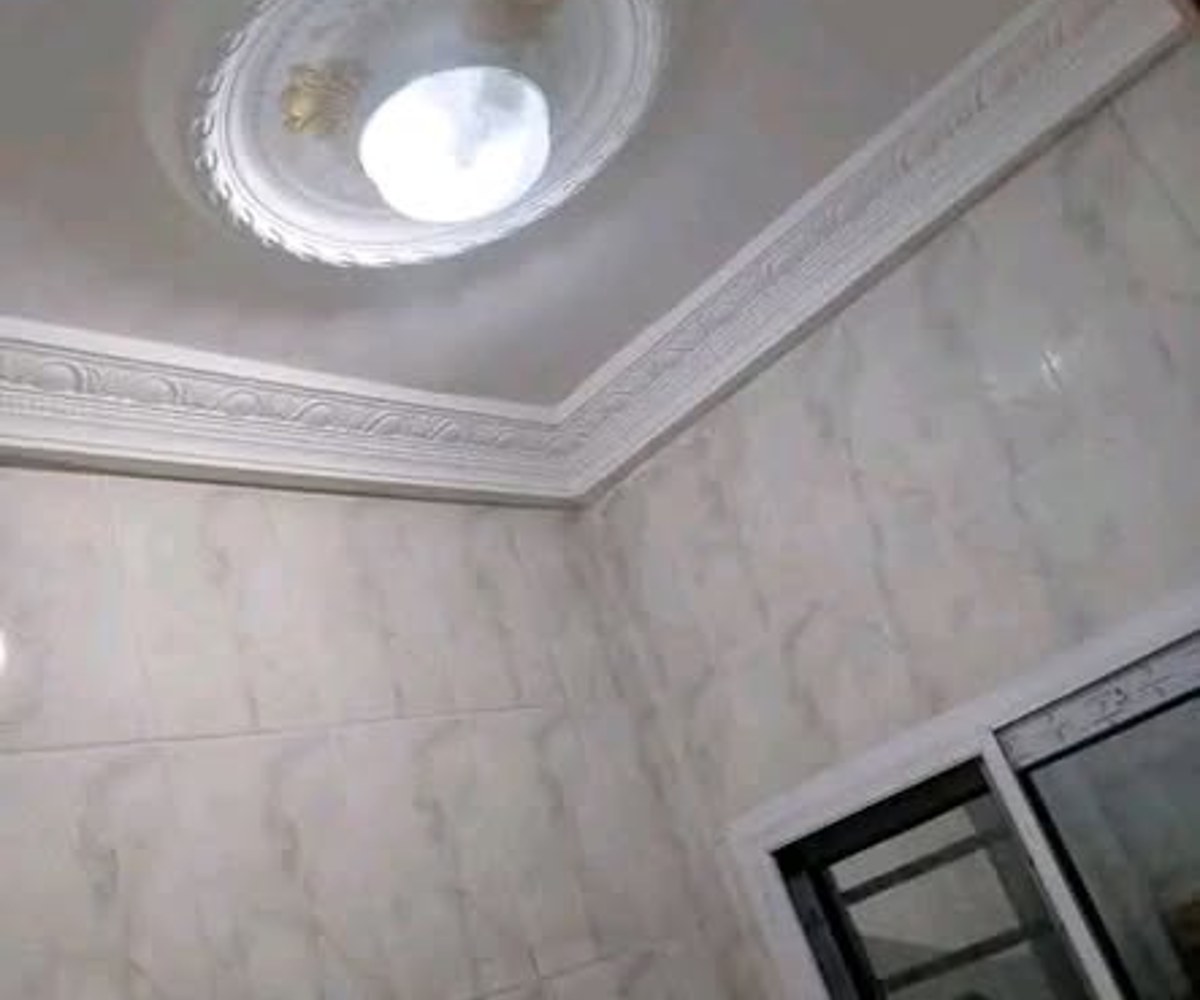 Studio à louer Bonaberi - 80 000 FCFA/mois