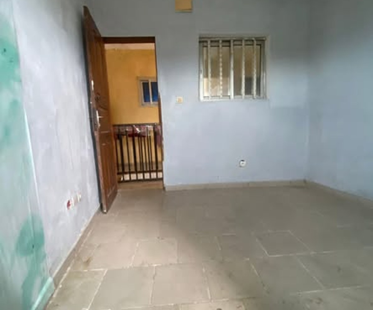 Chambre moderne à louer – Carrefour IPA, Ange Raphaël