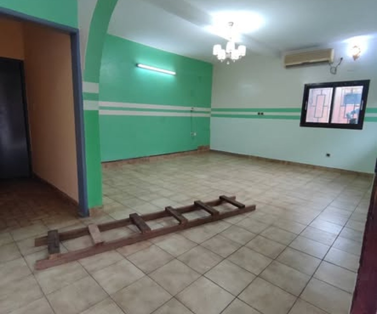 Villa moderne à louer Titi Garage Yaoundé
