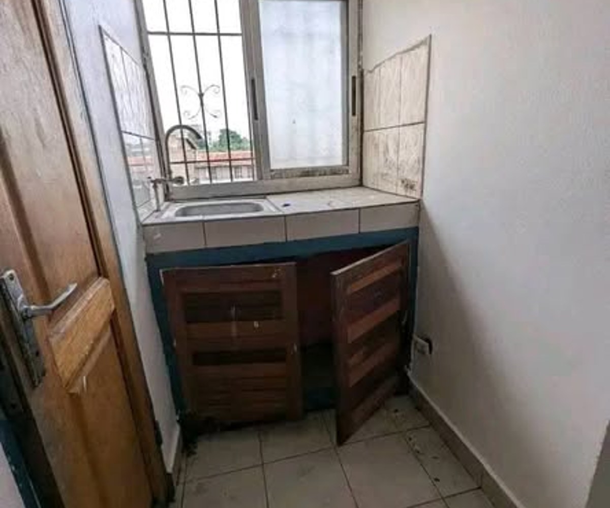 Chambre moderne à louer à Ange Raphaël