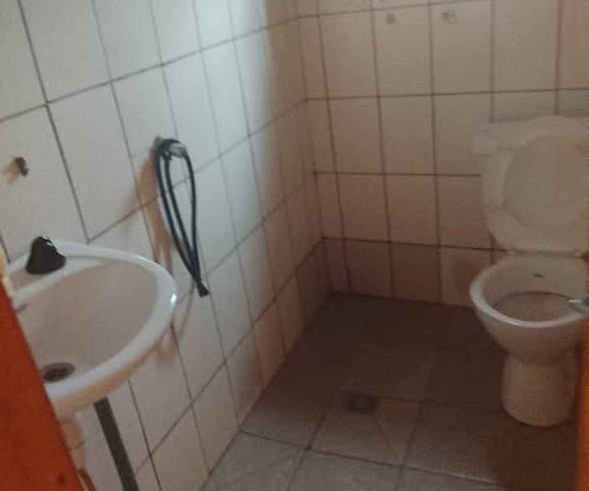 Joli studio propre à Logbaba, Douala