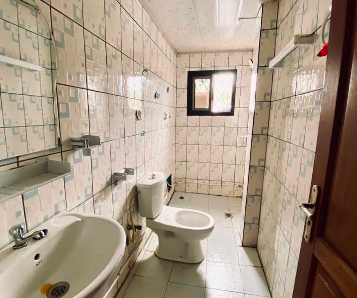 Appartement 3 chambres à Logpom, Douala
