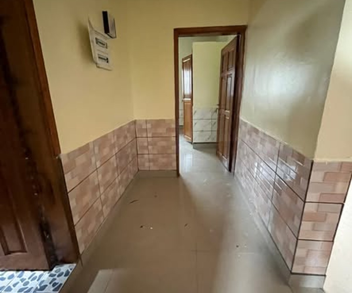 Appartement à louer à Bonamoussadi - 130 000 FCFA
