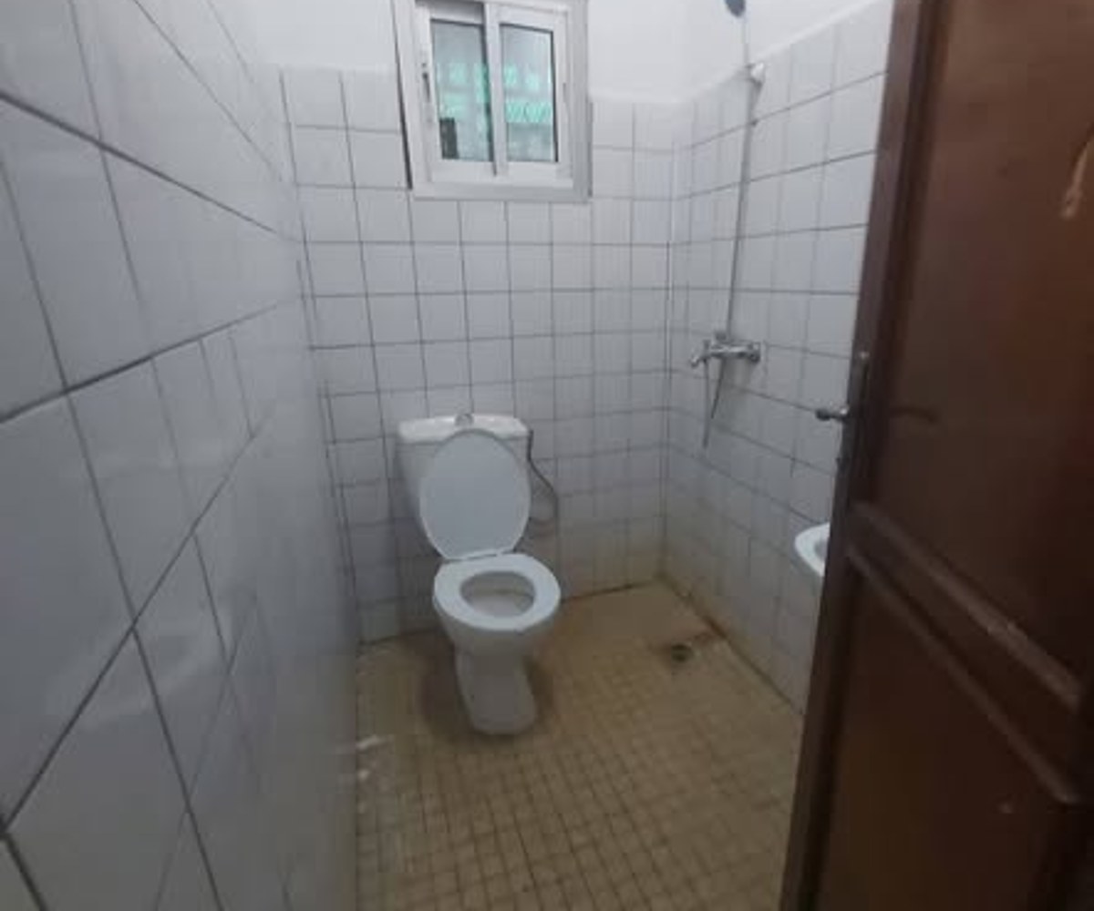 Villa avec dépendance à louer à Biyem-Assi, Yaoundé