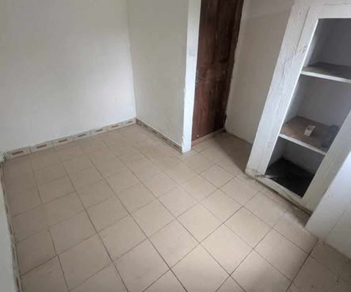Appartement 2 chambres à louer à PK10