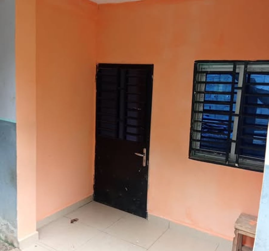 Studio moderne à Damas (essono city) - 60 000 FCFA/mois
