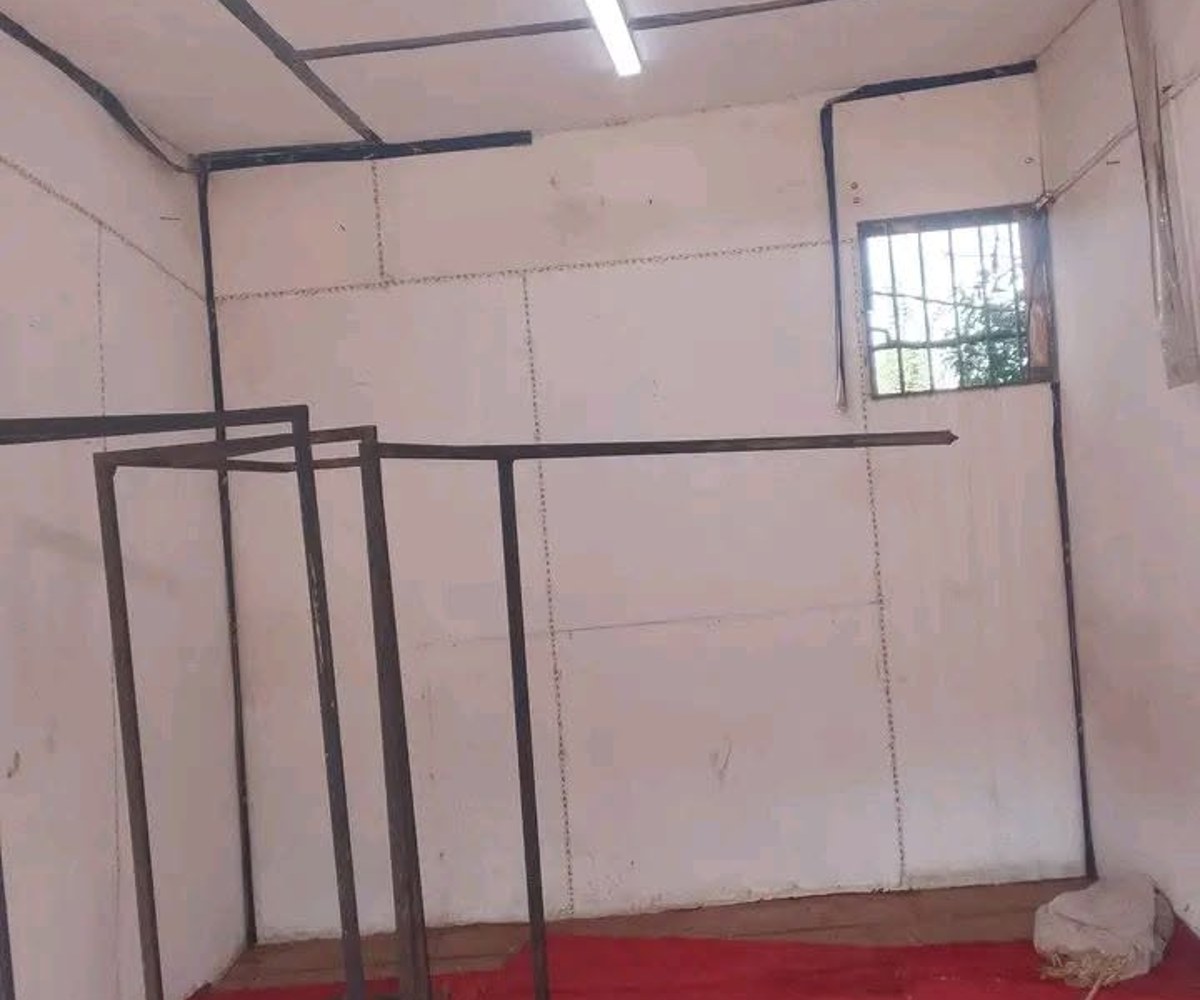Boutique à louer à Yaoundé Mimboman