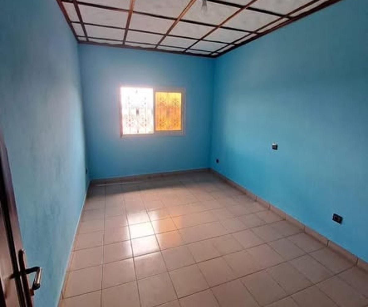 Appartement haut standing à Odza