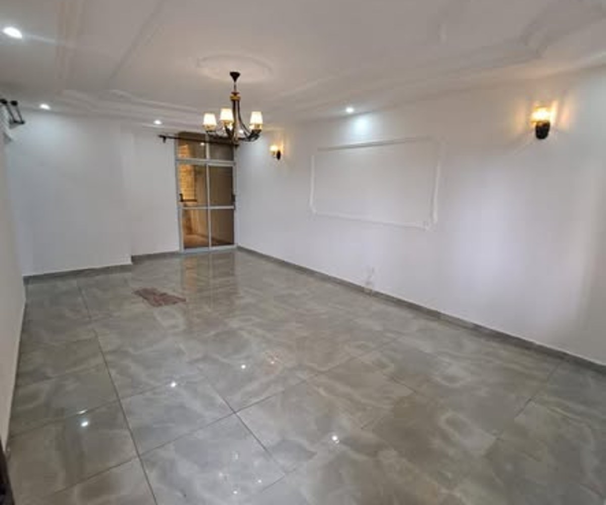 Appartement moderne à Odza Petit Marché - 2 chambres, 3 douches