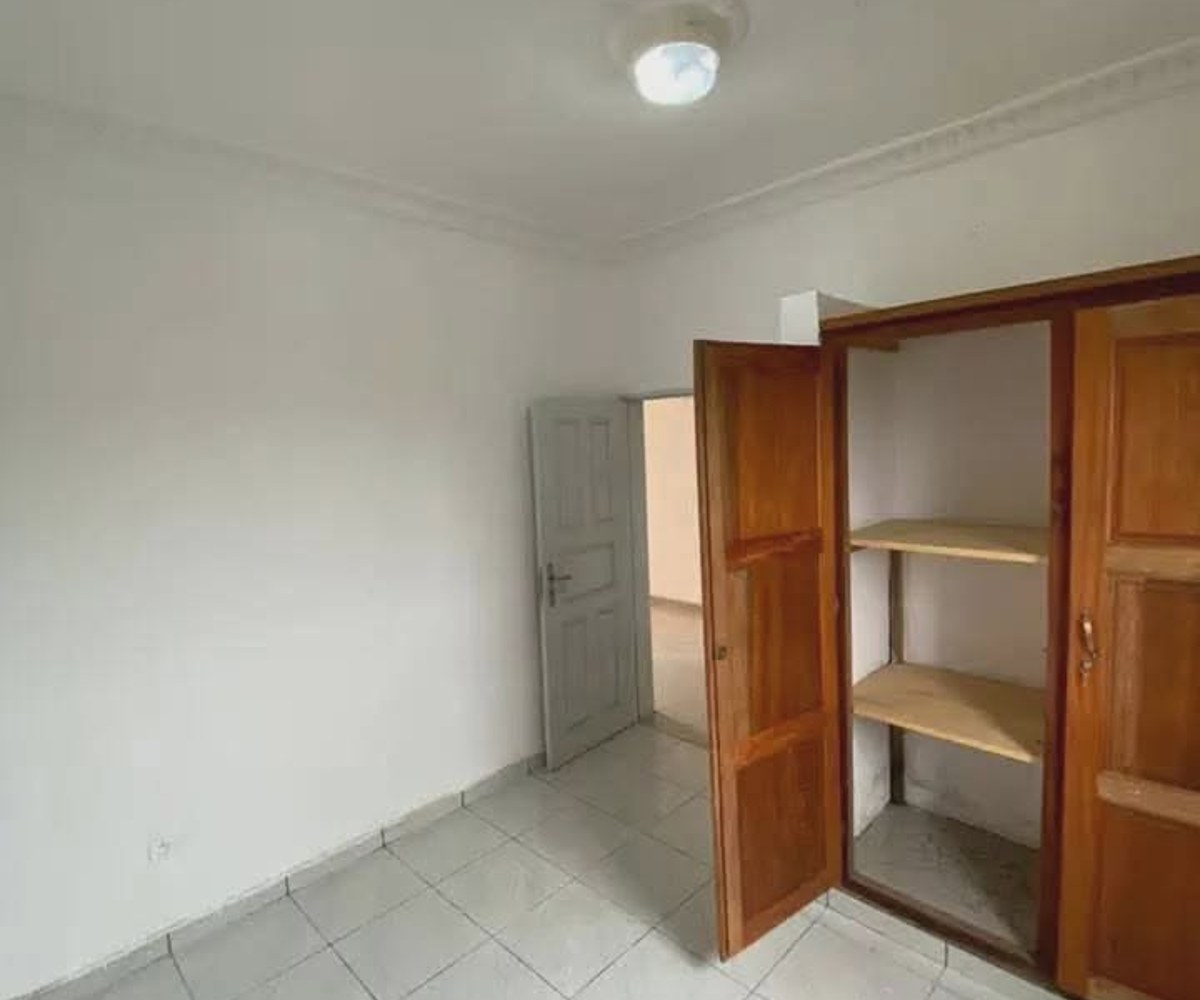 Studio moderne à Nsam obam