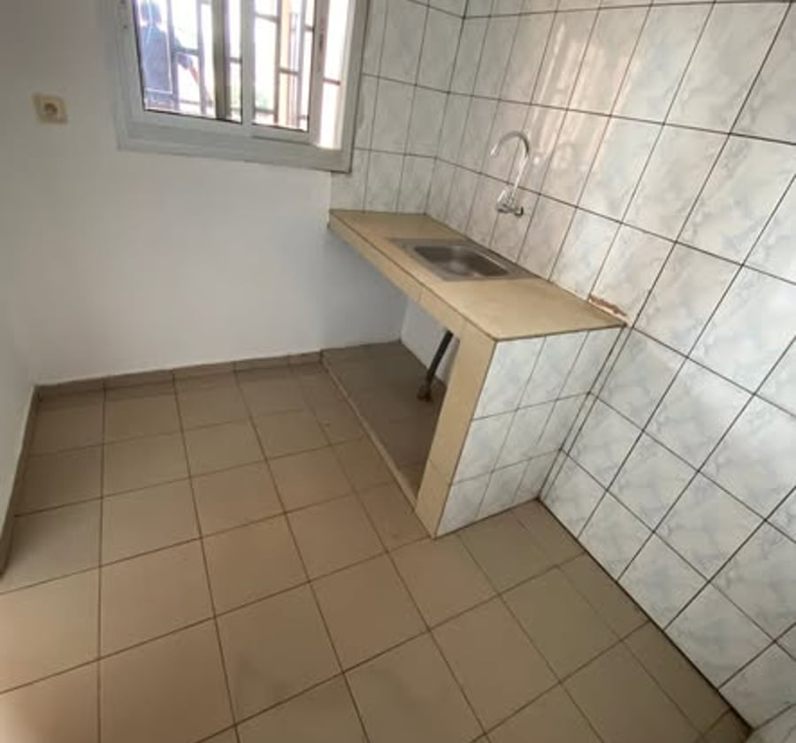 Appartement 2 chambres à Ngousso VIP - 85 000 XAF/mois