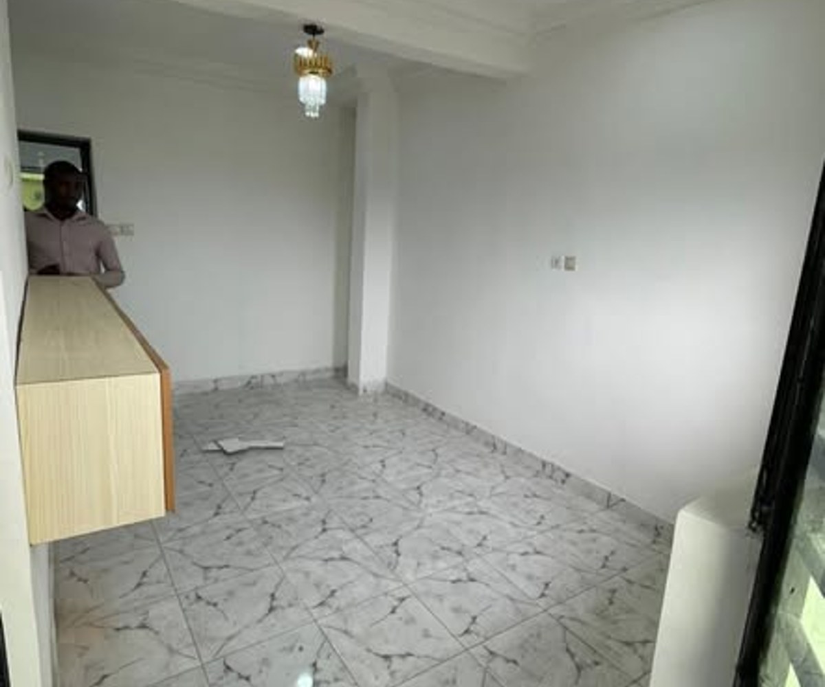Vaste chambre haut standing à Dakar