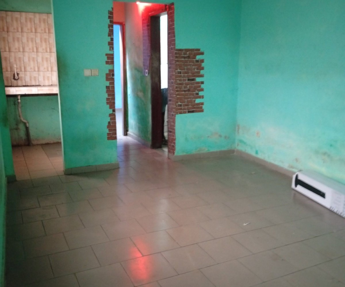 Studio moderne à louer au PK12, Douala
