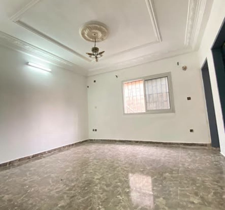 Studio moderne à louer à Akwa Nord