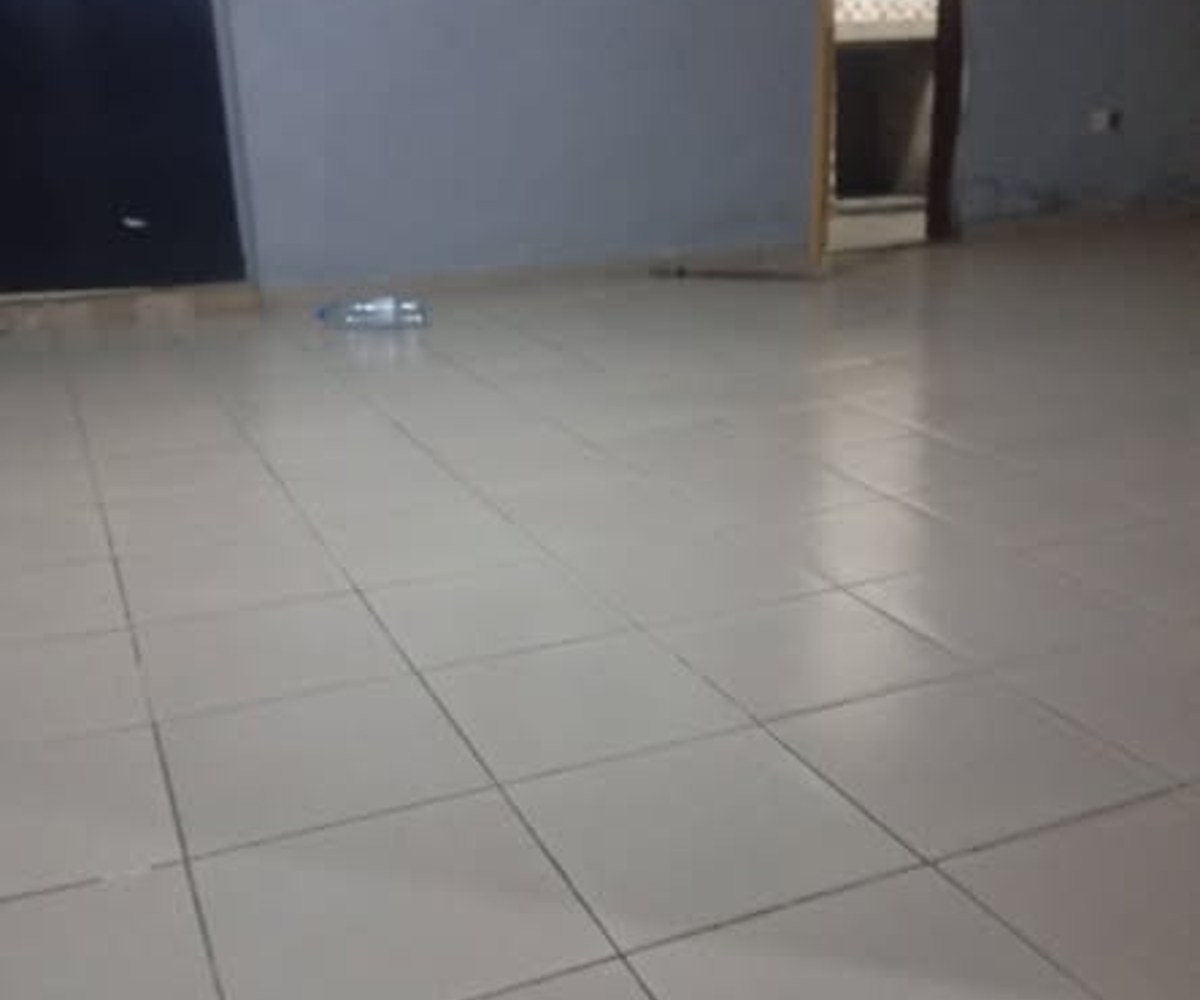Studio moderne à louer à Kotto
