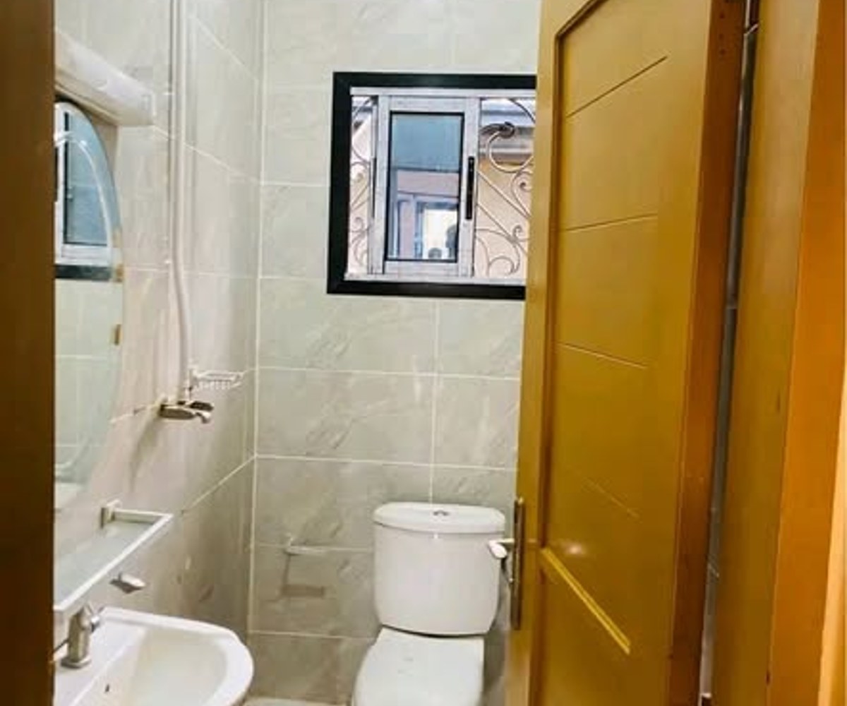 Studio moderne très vaste et jolie à Ndogbassi