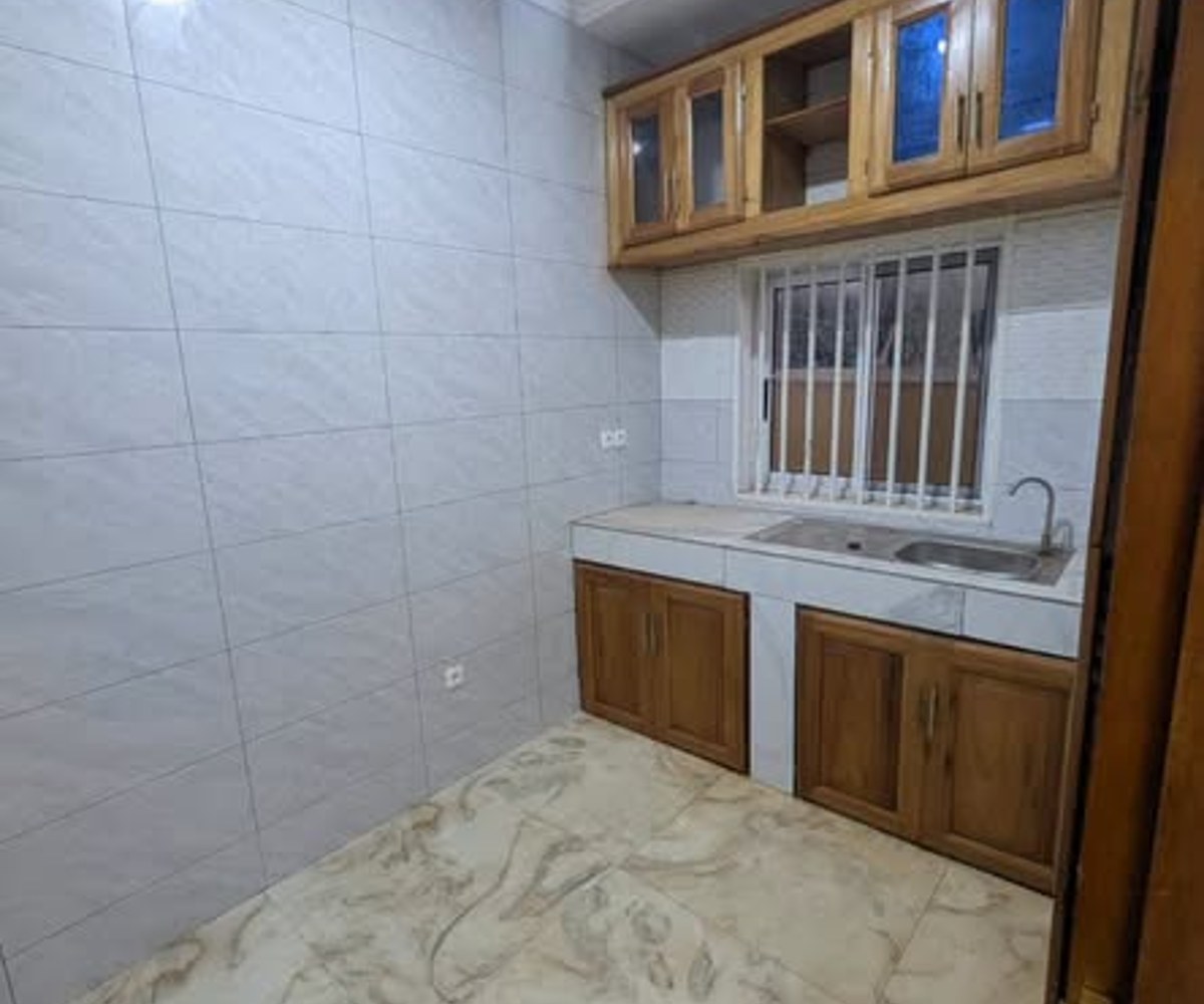 Studio à Odza - 70 000 FCFA/mois