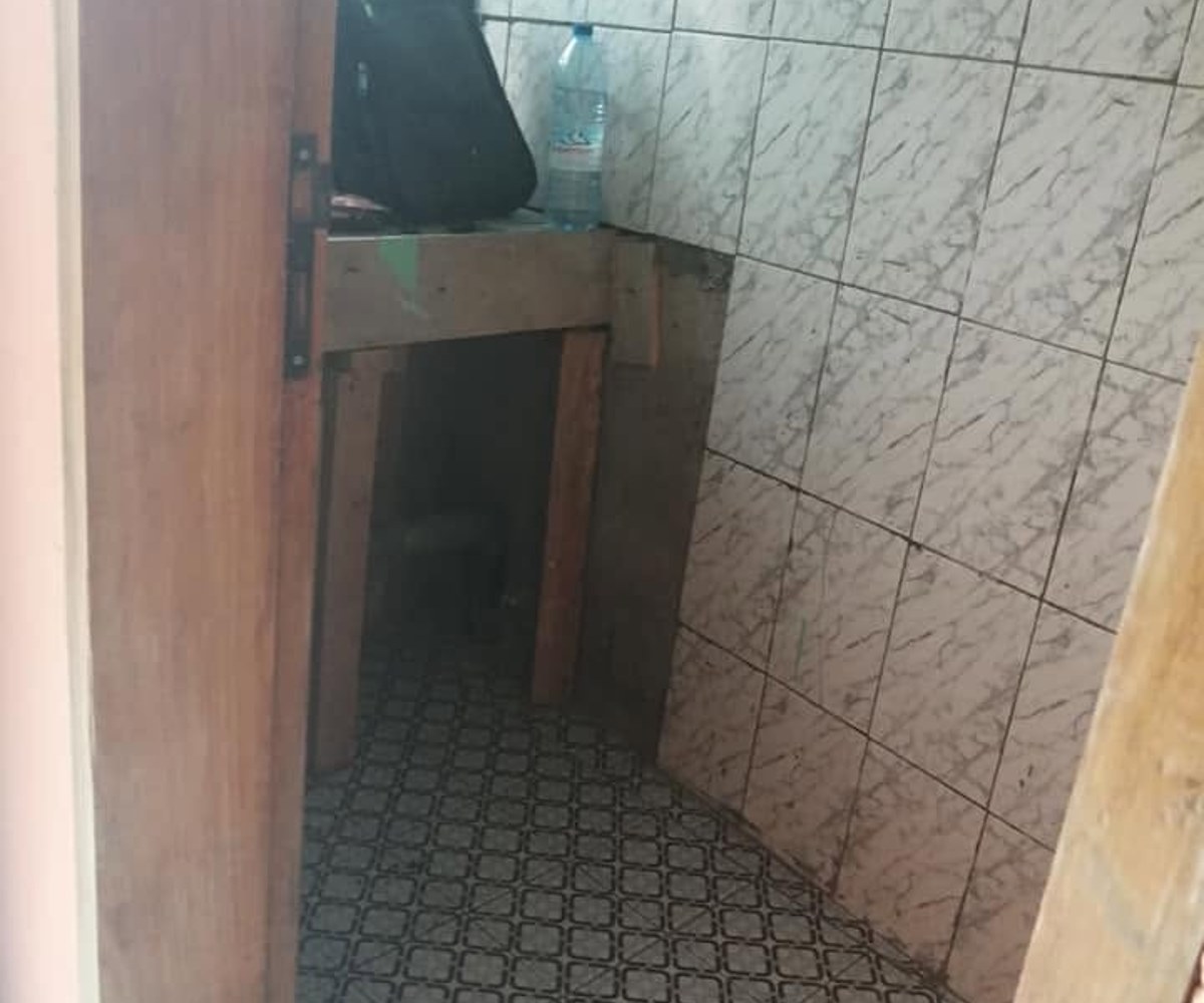 Studio Moderne à Nkoabang