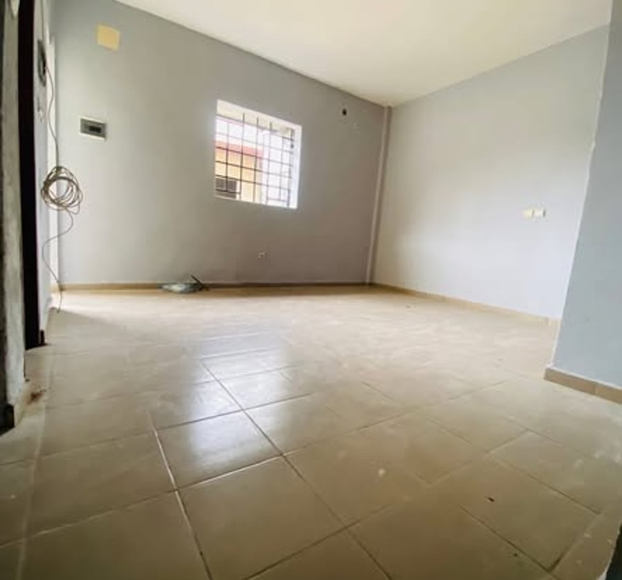 Chambre moderne à louer à Bépanda Cité