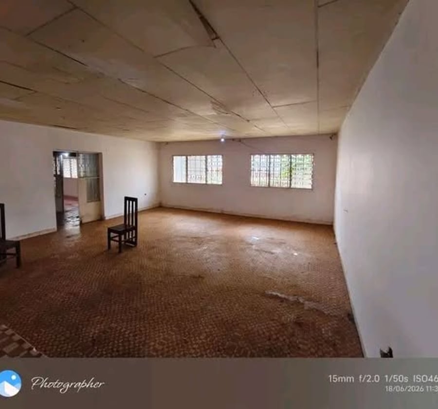 Espace commercial à louer - Omnisport, Yaoundé