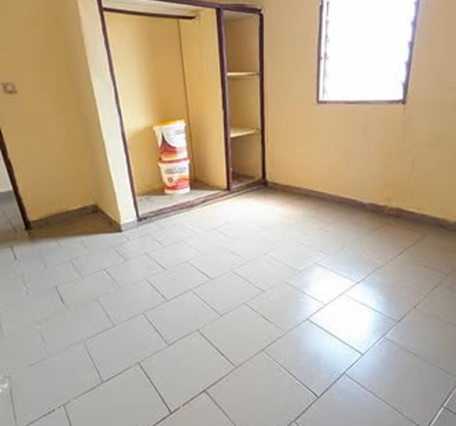Studio VIP à louer à Emana, Yaoundé