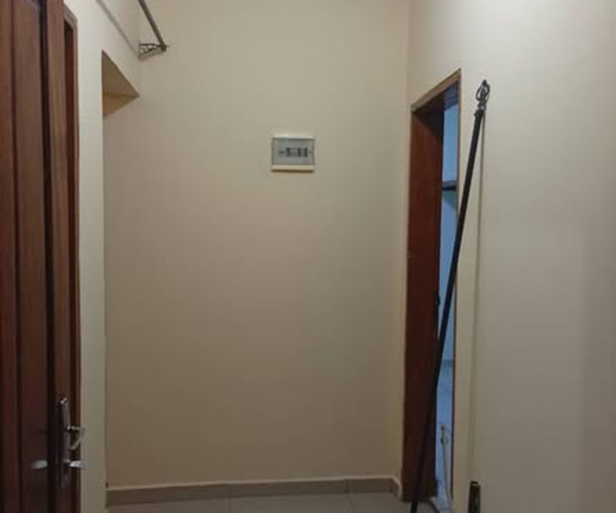 Joli studio moderne à Beedi