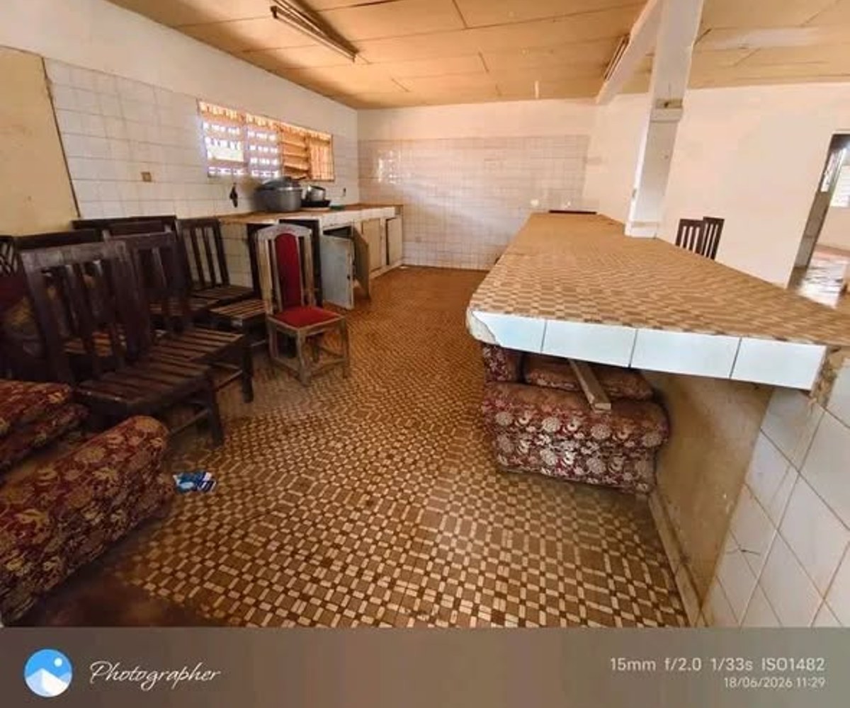 Espace commercial à louer - Omnisport, Yaoundé