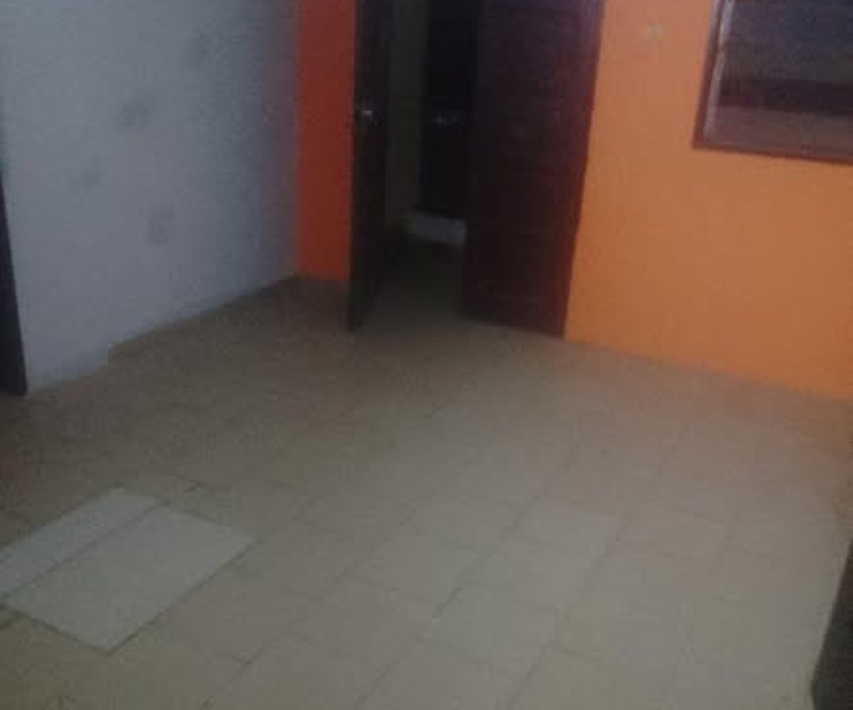 Chambre à louer à Bépanda Omnisports - 15 000 FCFA/mois