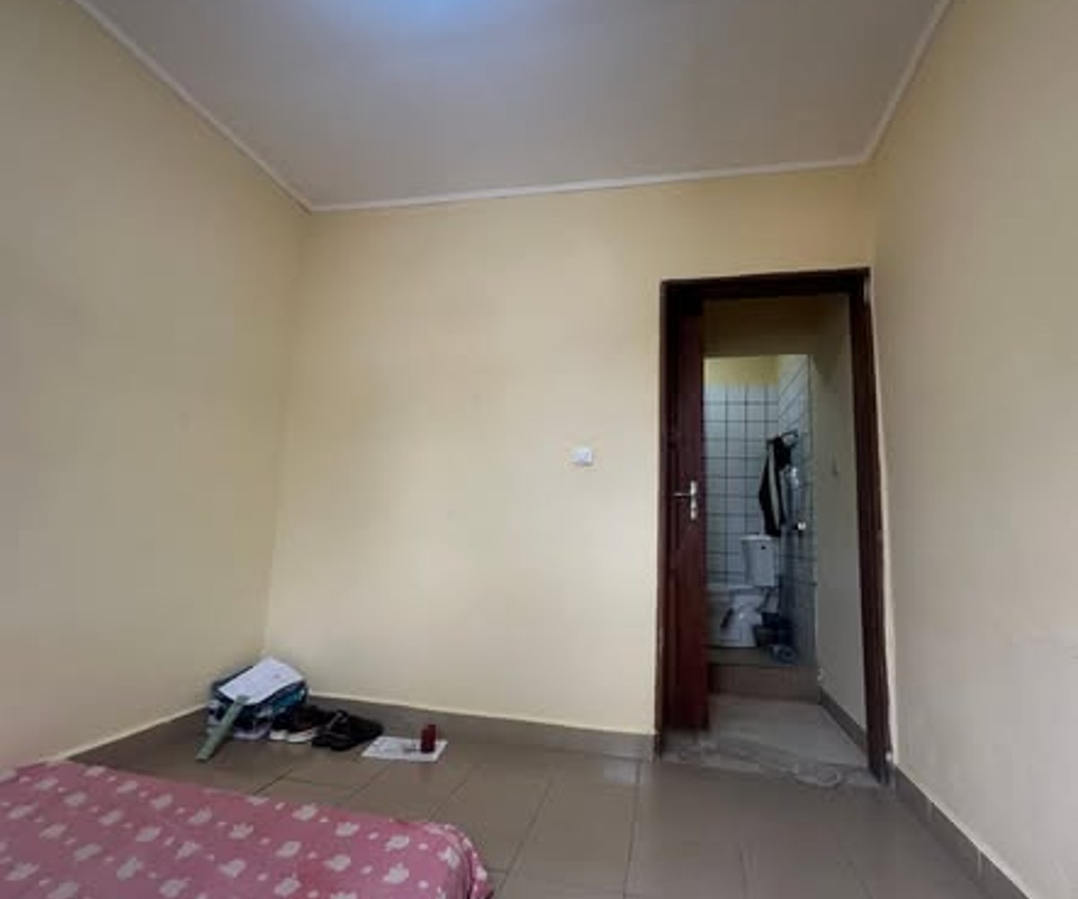 Appartement moderne 3 chambres à PK14, Douala